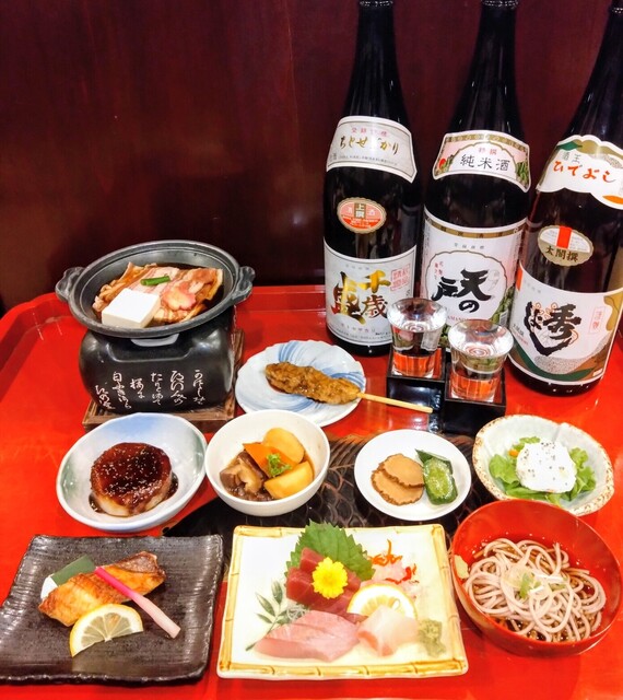 秋田長屋酒場 &ndash; 秋田市の本格居酒屋で地元料理と日本酒を堪能