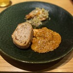 Chinese restaurant KUE - 