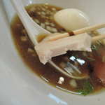 煮干中華ソバ イチカワ - チャーシュー喰らう