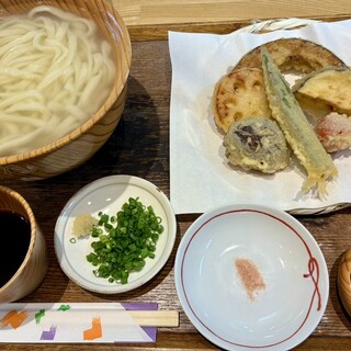 天盛りうどん ゆうじ_1