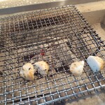 海鮮炉端 北乃路 - 薩摩揚げは炭火で炙ります