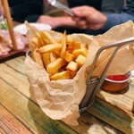 江坂イタリアン ラッポルティ - ポテトフライ