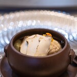 館山美食倶楽部 - 2025.11 岩手産松茸入り上海蟹の獅子頭（岩手産松茸、上海蟹と椿ポークの獅子頭、鶏清湯スープ）