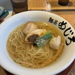 麺屋めじろ - 料理写真: