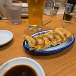 餃子菜館 勝ちゃん - 1人１皿は必要!!追加しました!