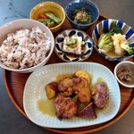 BonFam - 鶏もも肉の油淋鶏プレート　1,600円