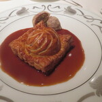 アピシウス - 茸のパイ包み焼き