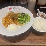 担々香麺アカナツメ - 