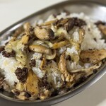 かれーの店 うどん  - きのこの叫びチーズ入り（10月限定プレミアム）、ご飯大盛り、焼トマト