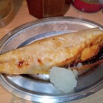 立ち呑み 晩杯屋 - サバ塩焼き￥220