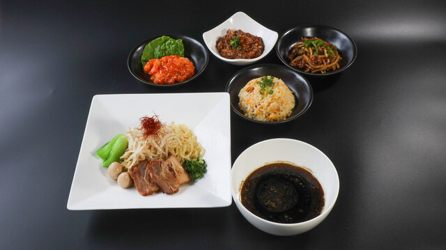 Xie Xie Ekimae Ten photo