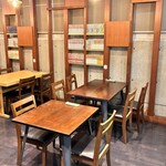 新潟市中央卸売市場誠食堂 - テーブル席