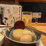 餃子 もつ鍋 鉄板焼肉 うどん 博多どんたく - あごだしおでん