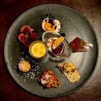 オッジ ダルマット 西麻布店 - 季節の前菜 8種盛合せ