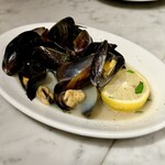 da GIORGIO - ムール貝の黒胡椒蒸し