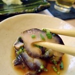 松下 - コリコリしています。