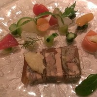 シェヌー - 鴨とフォアグラのテリーヌ