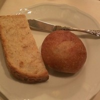 シェヌー - フランスパンと大麦＆クスクスのパン