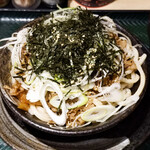 はなまるうどん - 料理写真:牛肉ラー油つけ麺
