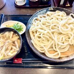 うどん家　一 - 肉汁　（温　温）