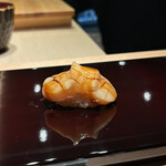 鮨けんすけ - 帆立の漬け