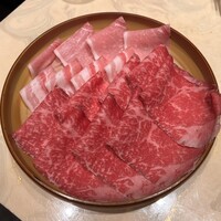 おだし - 松坂豚、A5黒毛和牛赤身肉