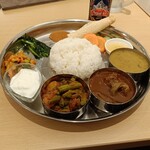MAKHAMALI - 