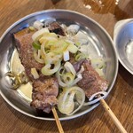 ホルモンの四文屋 - 