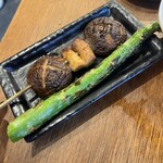 ホルモンの四文屋 - 
