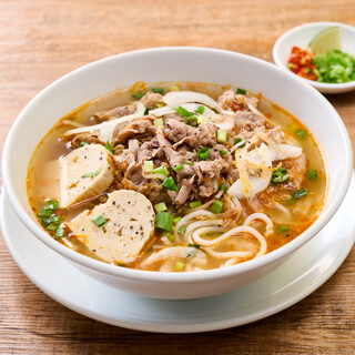 Nha Viet Nam_1