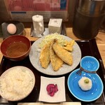 創作おばんざい もっとしあわせになりたい・・ - アジフライ定食　1300円