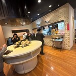 立喰いそば酒処 つきじ亭 - 立ち食いテーブル