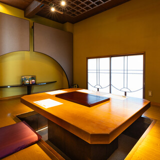 和の趣と落ち着きを兼ね備えた「個室」は2部屋ご用意
