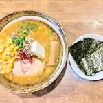 自家製麺 らーめん工房 縁 - 味噌コーンバタ－ラーメン（海苔は別皿提供です）