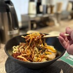 油そば専門店 ぶらぶら 横浜本店 - 