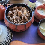 お箸処 北諸 アミュプラザみやざき店 - 先に牛ひつまぶし　おおっという感じです