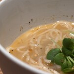 日本料理FUJI - 天城軍鶏と魚あら出汁のラーメン