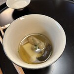 日本料理 新茶家 - 落花生豆腐とホンシメジ