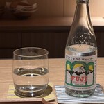 日本料理FUJI - FUJIの水