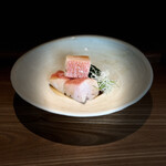 日本料理FUJI - 活〆金目鯛低温オイル蒸し金目アラ出汁に素揚げズッキーニ添え