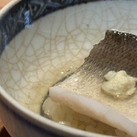 日本料理FUJI - 泳がせ活〆カマスの飯蒸しの銀餡山葵