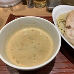 麺 ヒキュウ 六甲道店 - 