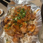 鉄板屋 いっちゃん - 豚肉もやし炒め