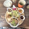 アルバーチョ - 本日のランチ(メインはスペアリブの黒酢煮)