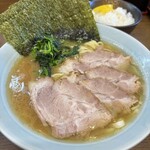 327136638 - ラーメン(中)　&   ライス