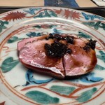 徳ㇵ本也 - 上品な鴨の味わい、香茸のソースも秀逸。