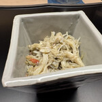 徳ㇵ本也 - 蟹味噌をたっぷり混ぜた紅ズワイ蟹、これもお酒がすすむ君。美味しすぎてお代わりしたい〜