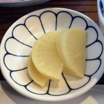 定食 くぅべ - たくあん