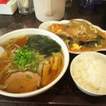 新華苑 - １１月１８日の日替わり定食８５０円