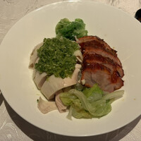 筑紫樓 銀座店 - メインのシュウメイ飯。レタスにもしっかり味付けがされ美味。